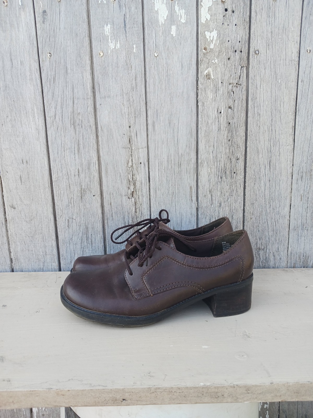 St John's Bay Oxford Heels Brown 8.5 Leather Vintage Lace Up Y2k 90s It's a br