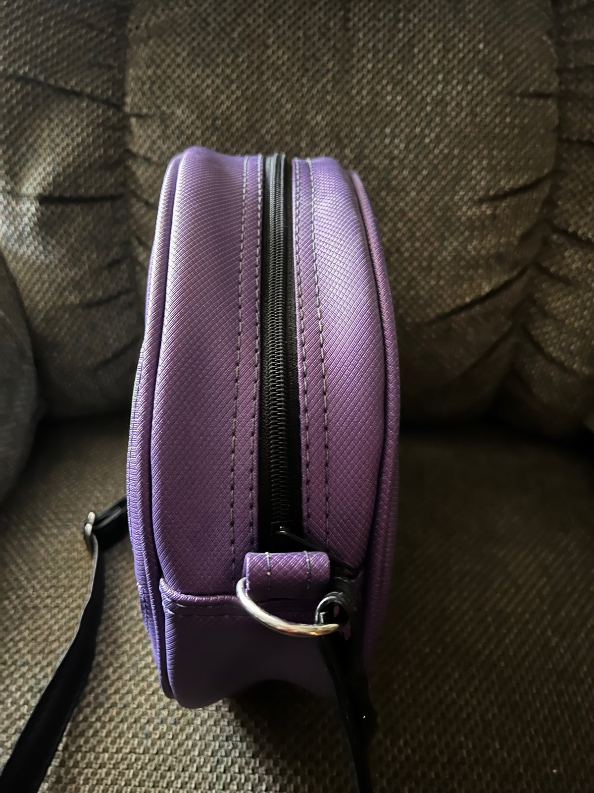Love pain and stitches bag hotsell