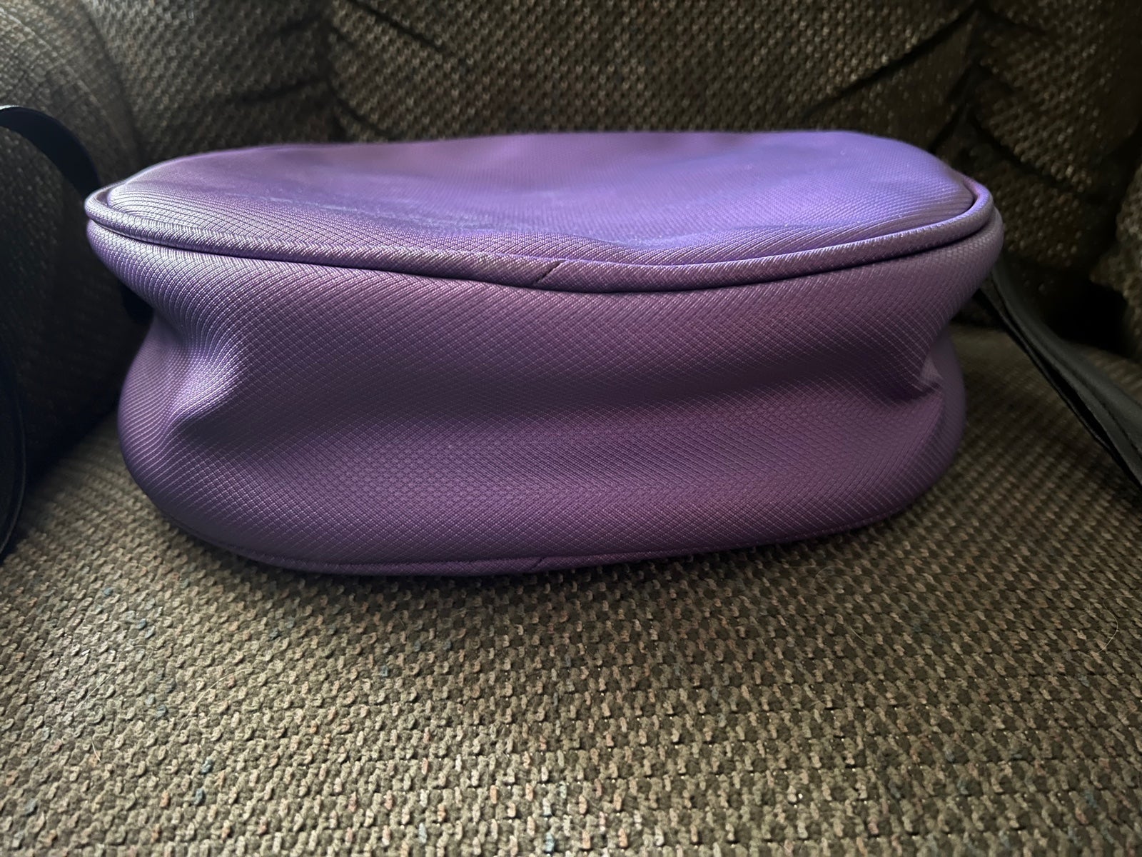 Love pain and stitches bag hotsell
