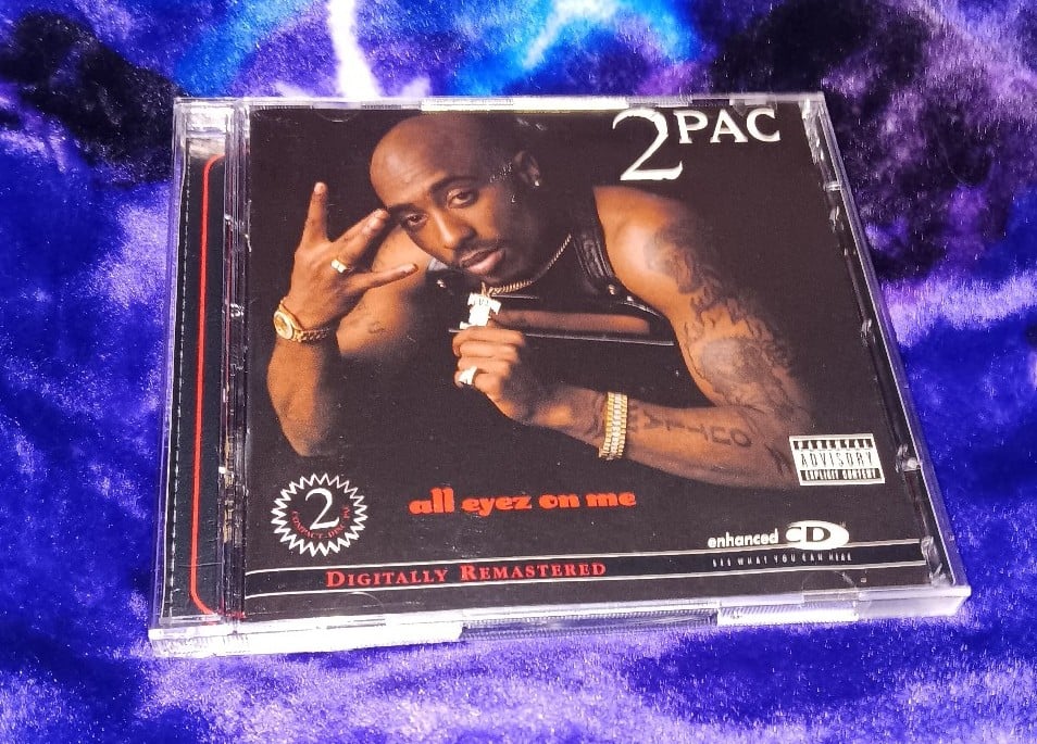 2 Pac All Eyez On Me 2 CD Set Tupac Shakur Makaveli Death Row Records