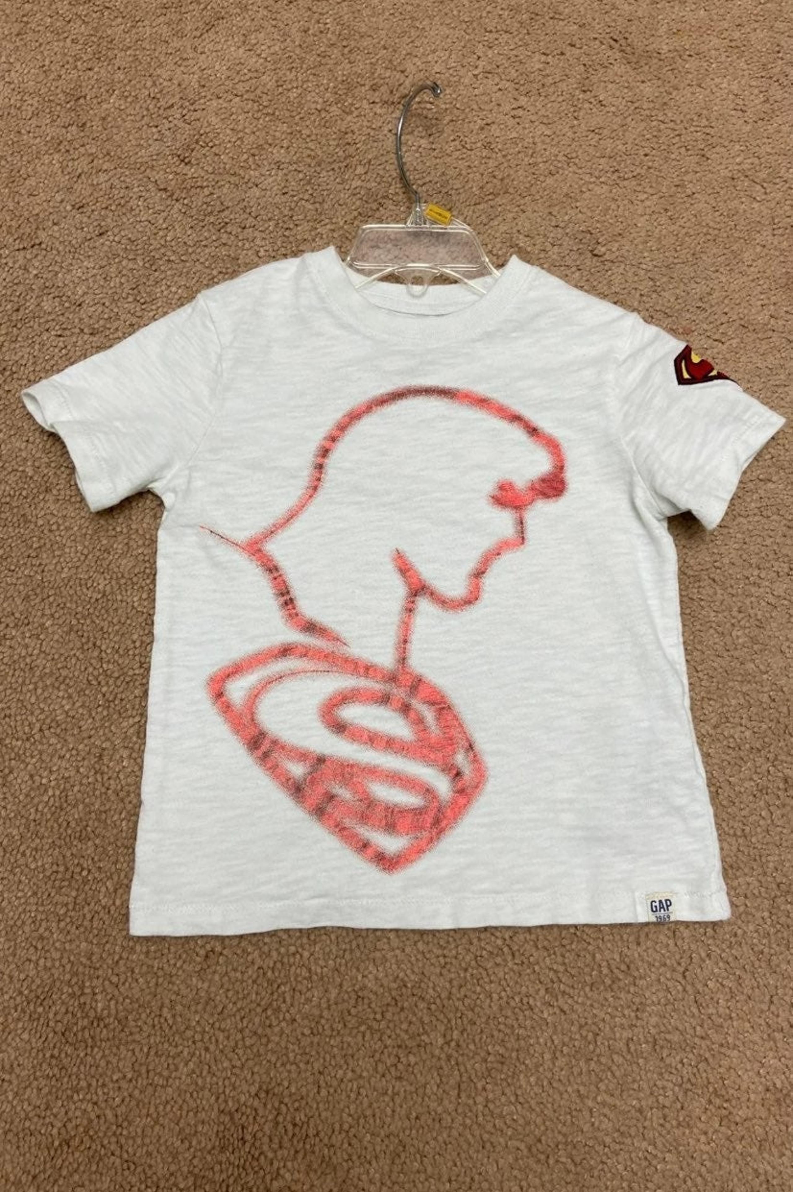 Gap Superman tshirt size4 fits like 3T