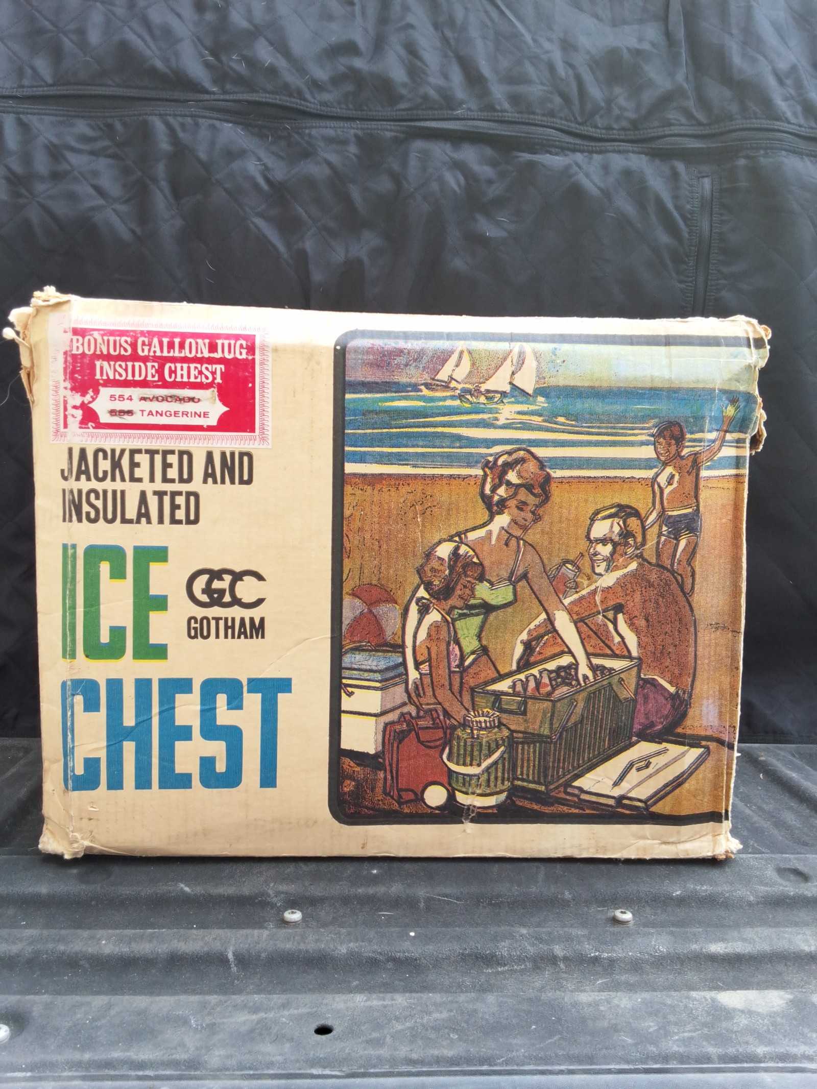 Vintage Gotham ice chest