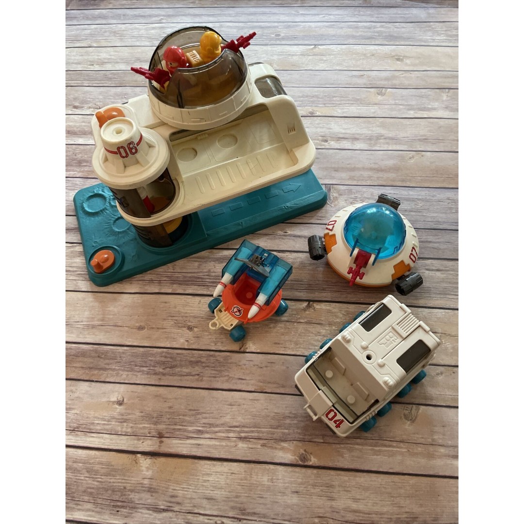 Lil Playmates Space Station 6 Set Playworld 1984 Vintage Toy Cars Spaceship