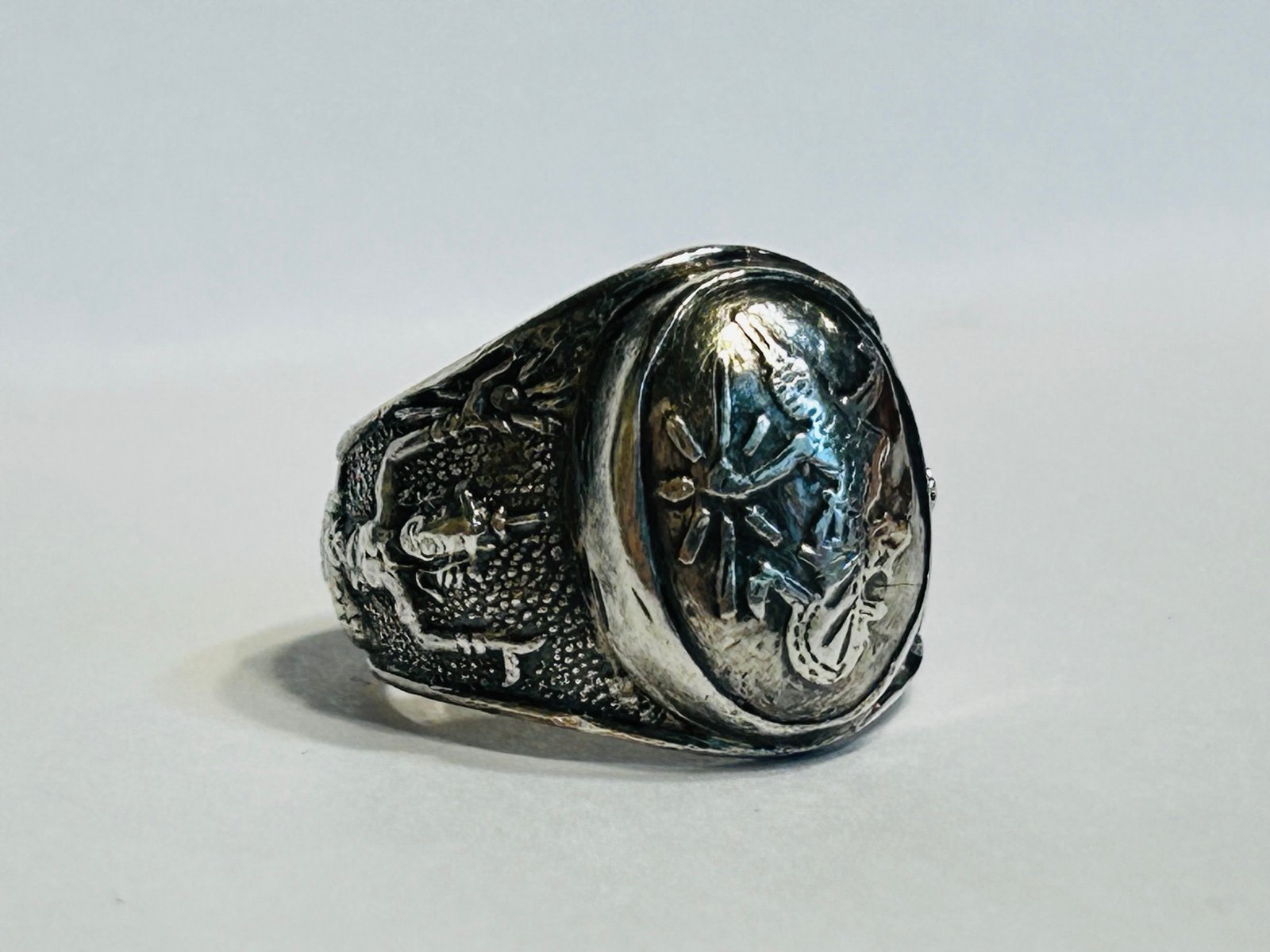 Vintage Siam Sterling Silver Goddess Dancer Dome Ring Size 7.5