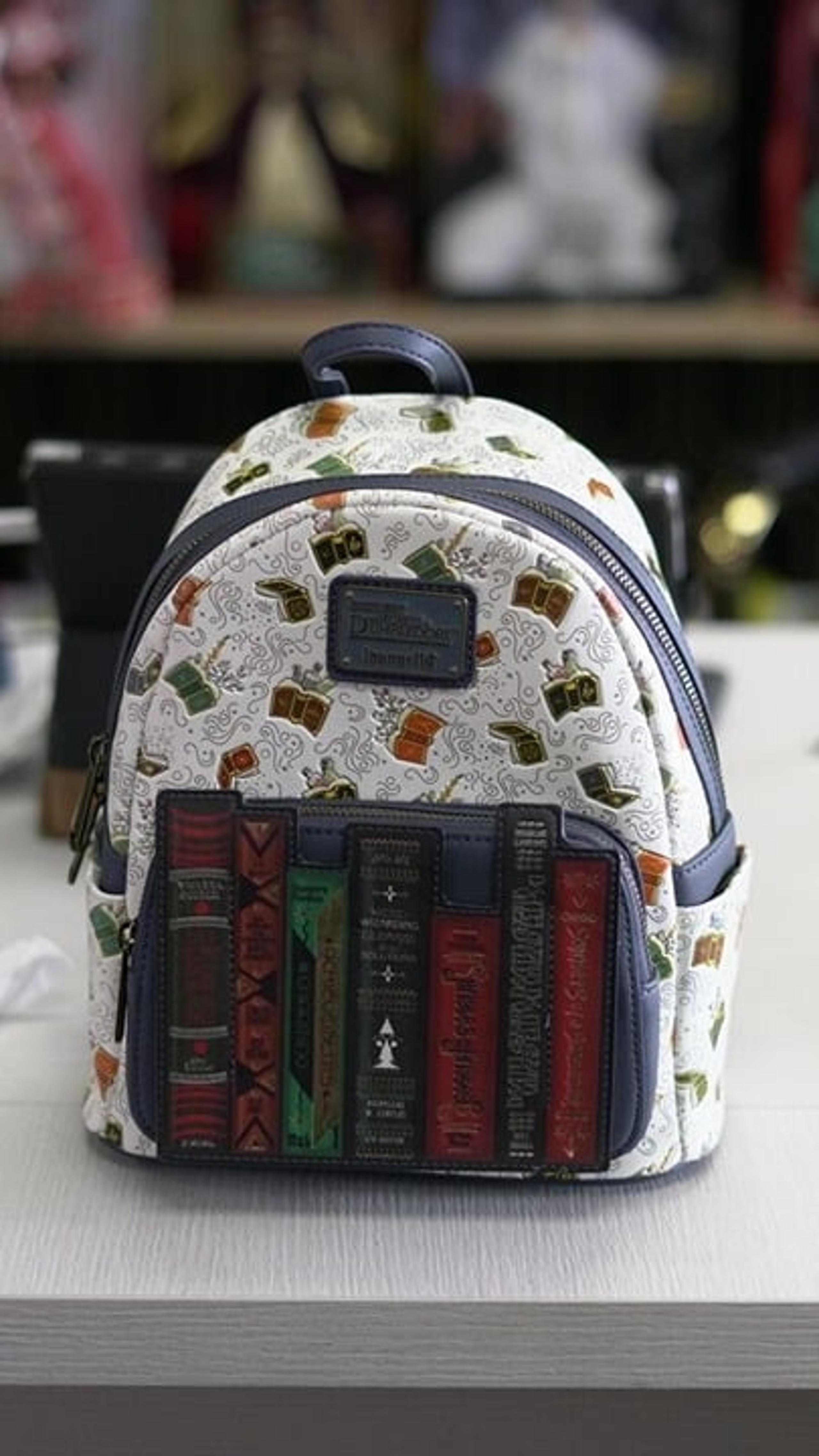 Loungefly Fantastic Beasts Magical Books Mini Backpack NWT