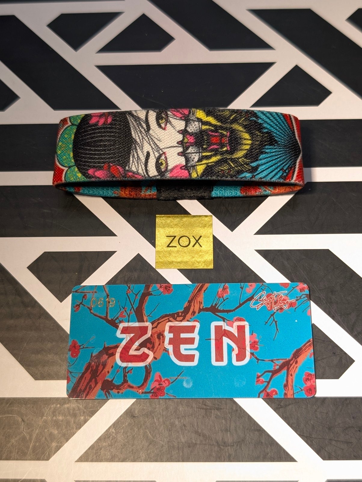 Zox Zen ~ Medium ~ New
