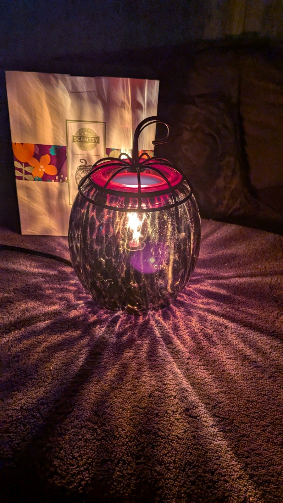 Scentsy tigers eye pumpkin warmer