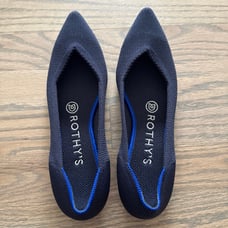 Rothy's Women’s Pointed Slip On Flats Shoes Navy Blue Sz 6 BRAND NEW!