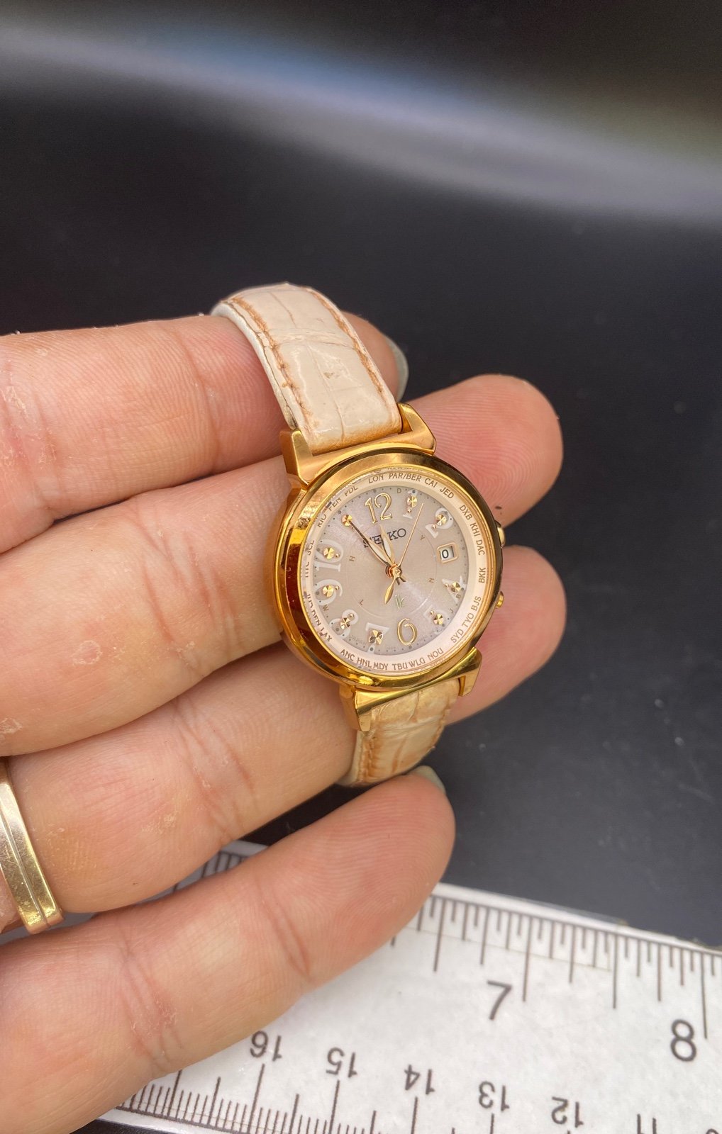 Seiko Lukia 1B25-OAE0 solar Radio Watch for women