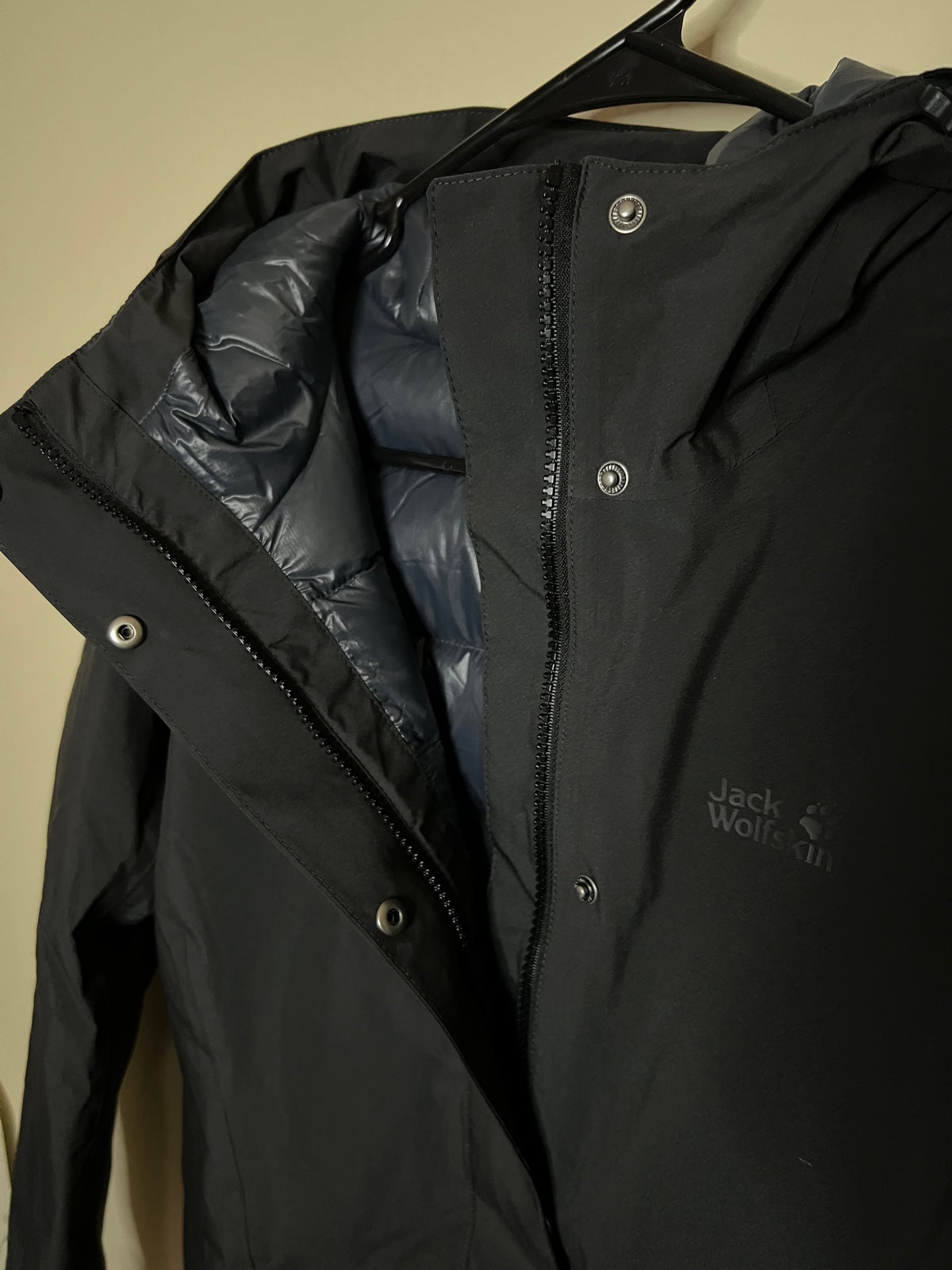 Jack wolfskin shops jacket