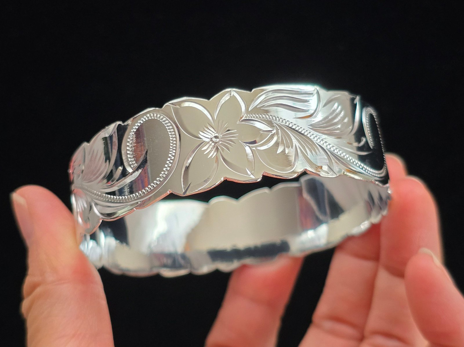 Fine Silver Hawaiian Jewelry 925 sterling handcarved wide bangle large