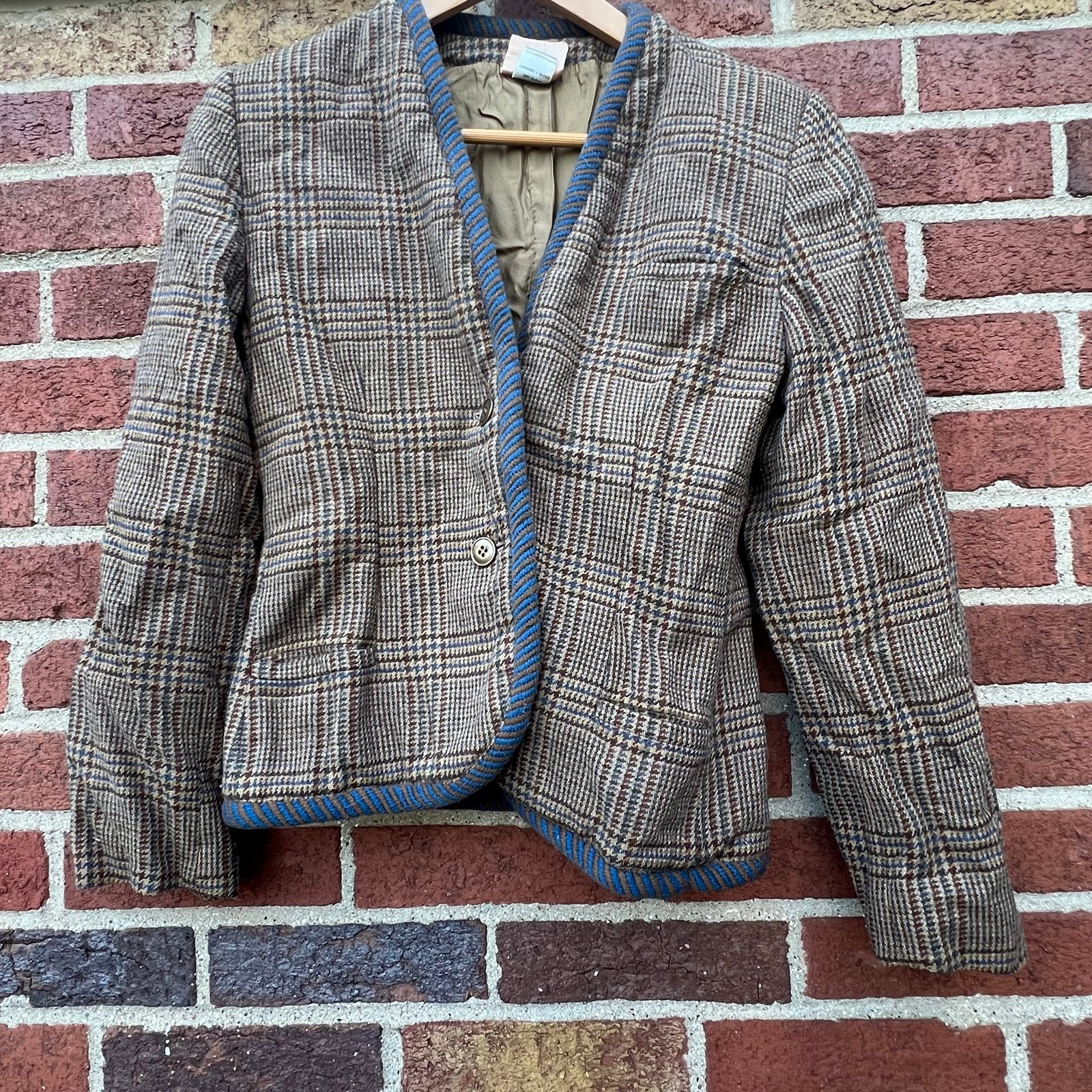 Vintage Womens Poi by Krizia Wool/Cashmere Blazer Size 38 Made in Italy Brown