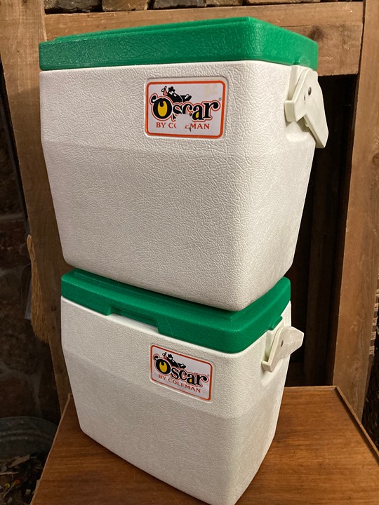 vintage Oscar Coleman lunch beer soda coolers camping camp ice chests 5274 retro