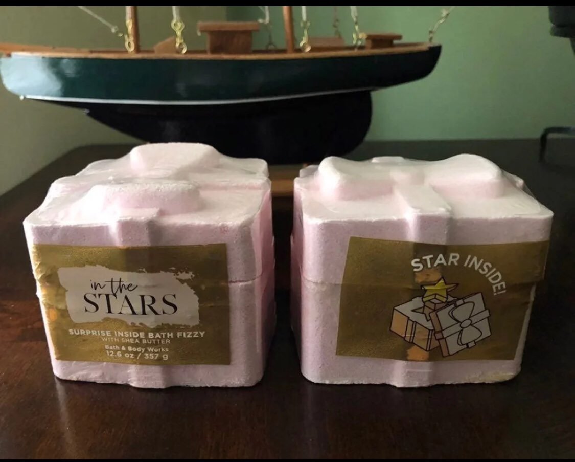 DISCONTINUED IN THE STARS BATH FIZZIES