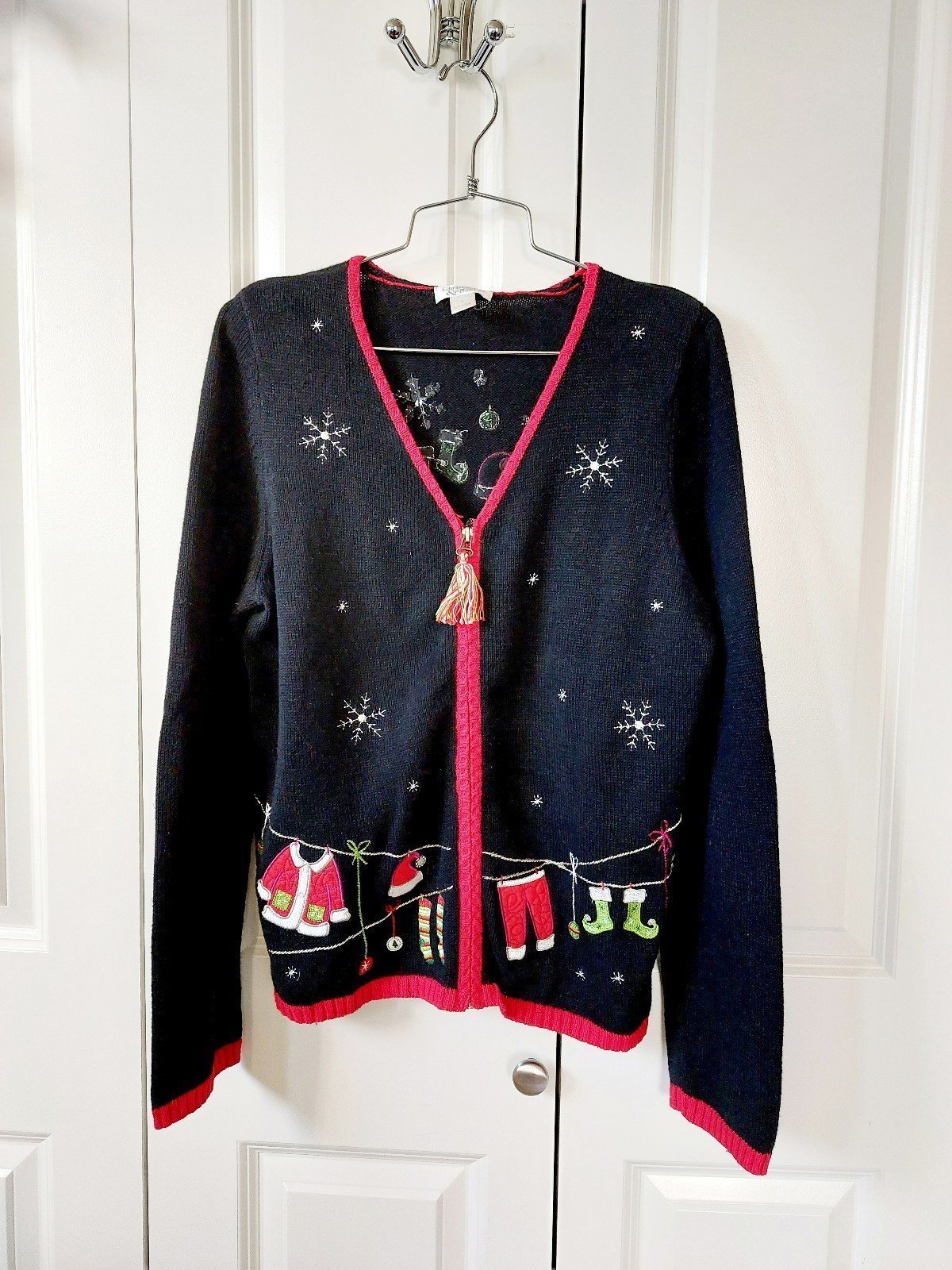Santa's Clothesline in Snowfall Christmas Sweater Zip Cardigan Small Chistopher