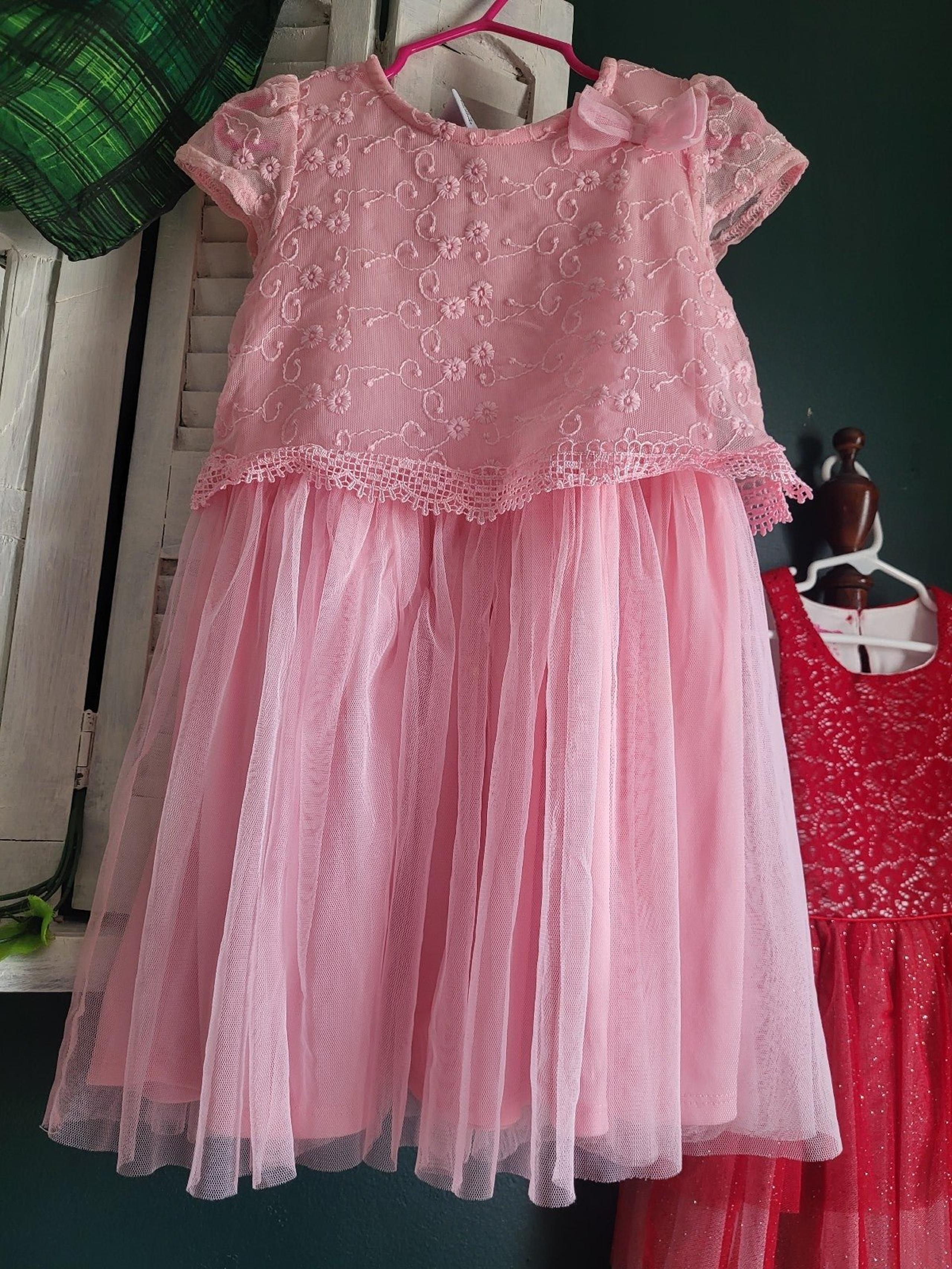 Girls size 4 party dress