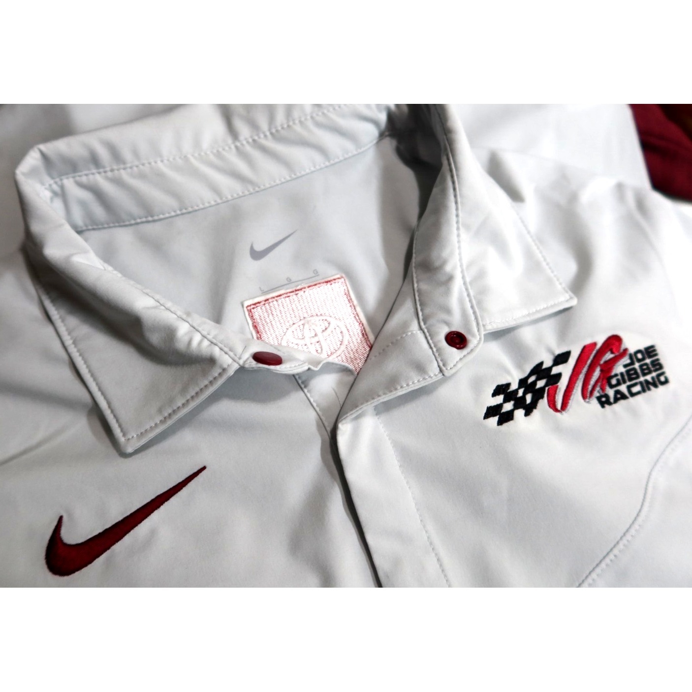 Joe Gibbs Racing NASCAR Performance Polo Shirt L Gray Toyota Nike Team Issued