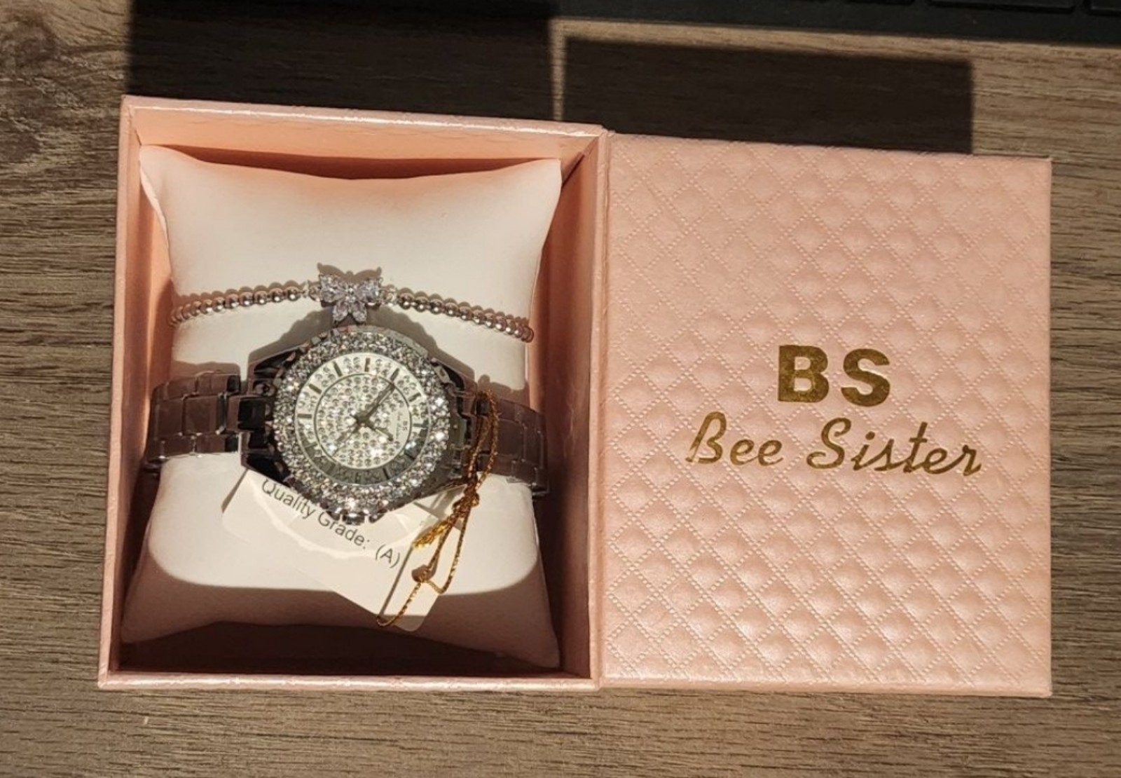 Women's Watch with bracelet