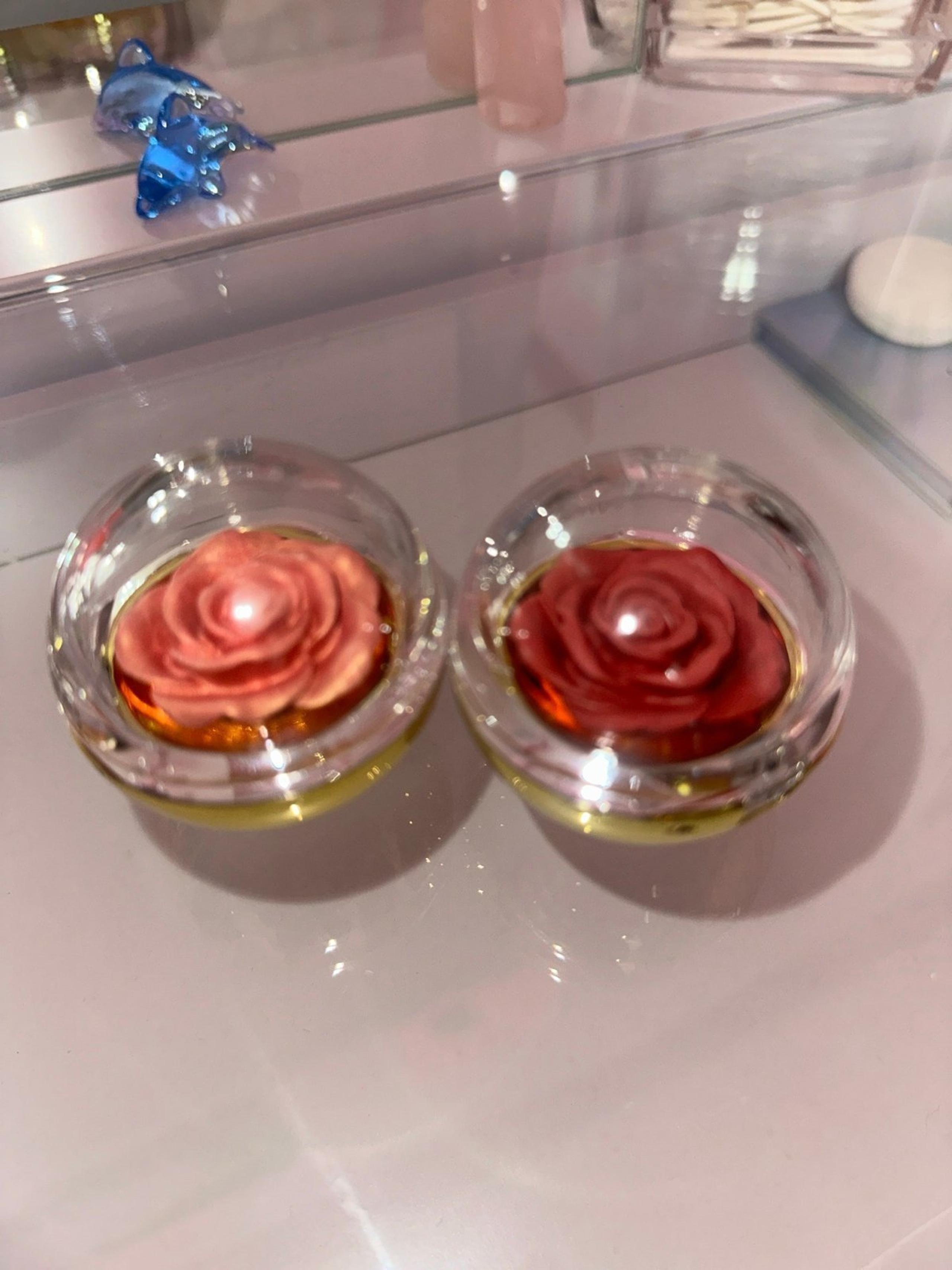 Cheeky rose Highlighter and blush