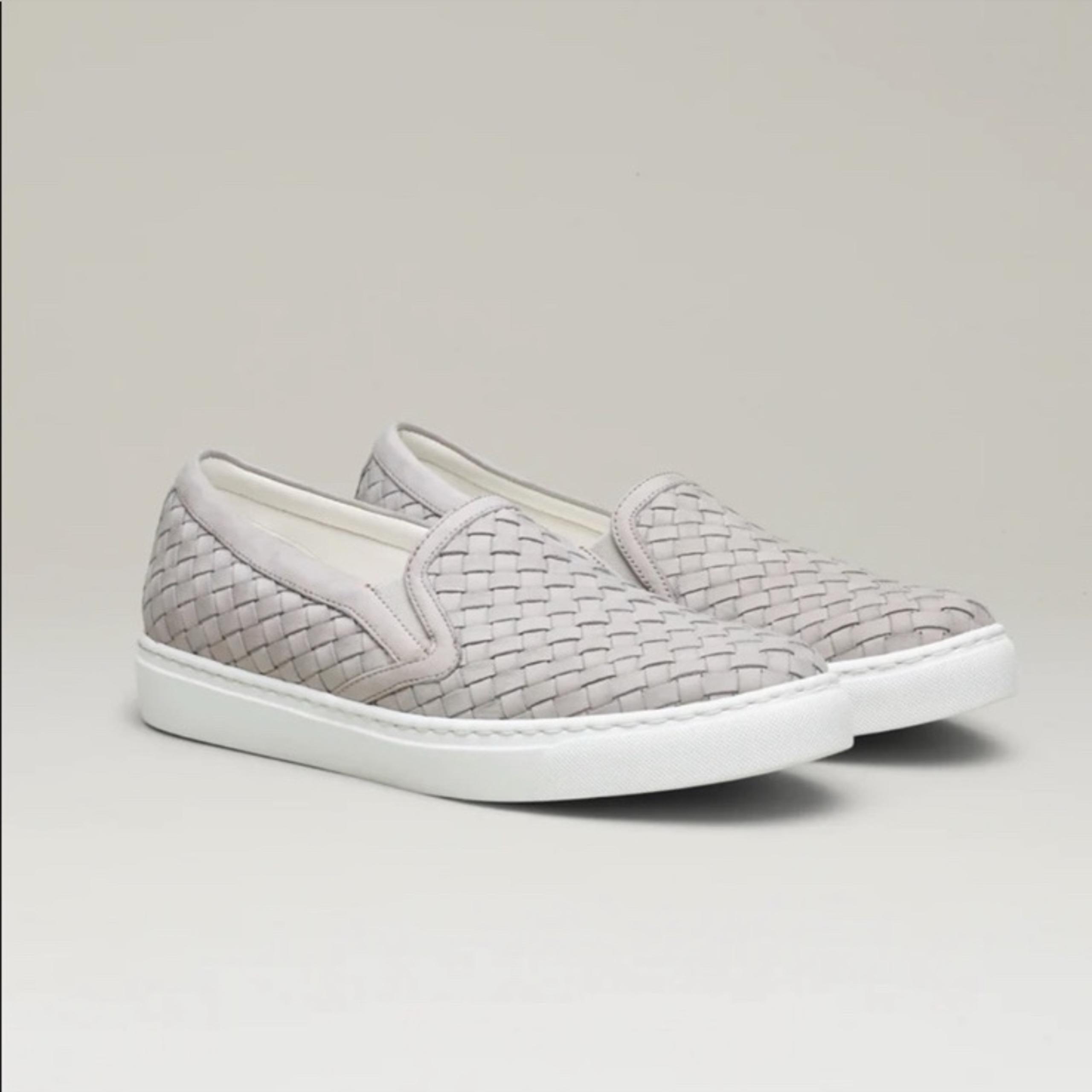 M. Gemi's gray slip-on sneakers