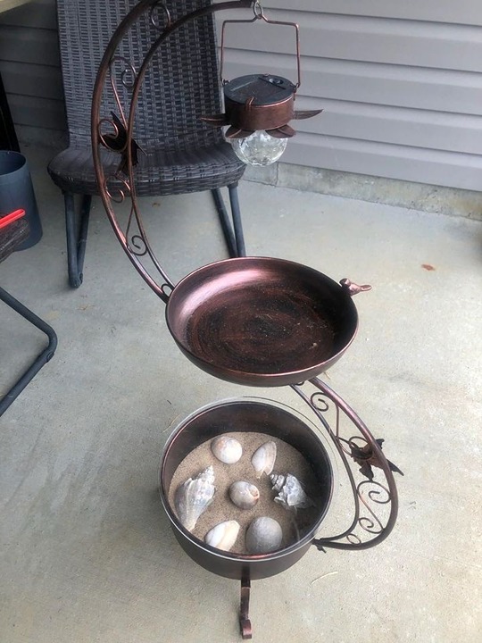 Outdoors Metal Standing BirdBath with Solar Lamp and Flower Planter Pedestal