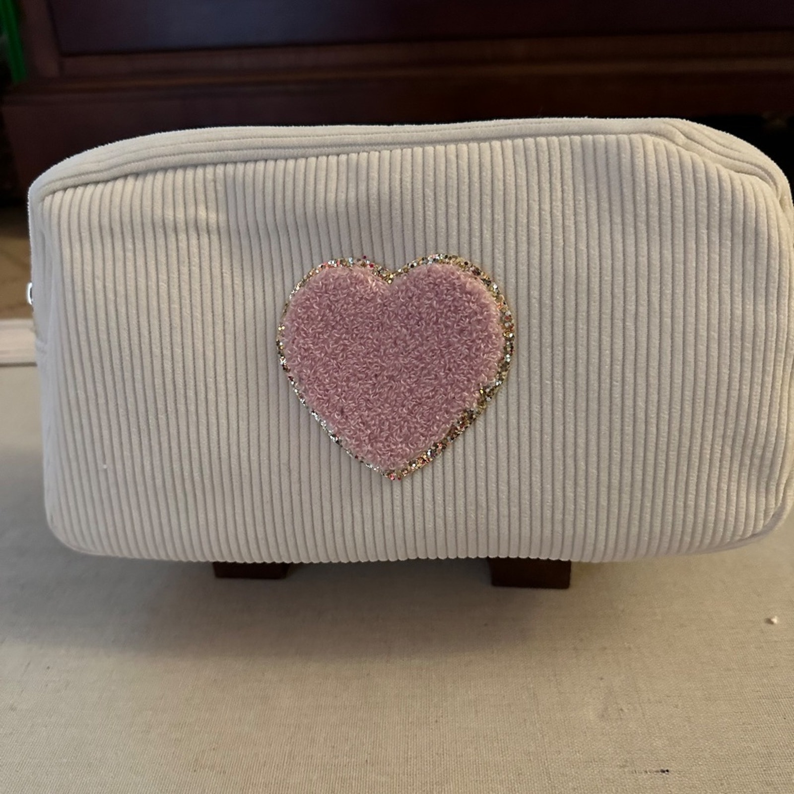 Cream corduroy makeup cosmetic travel pouch w pink heart with glitter patch NWOT