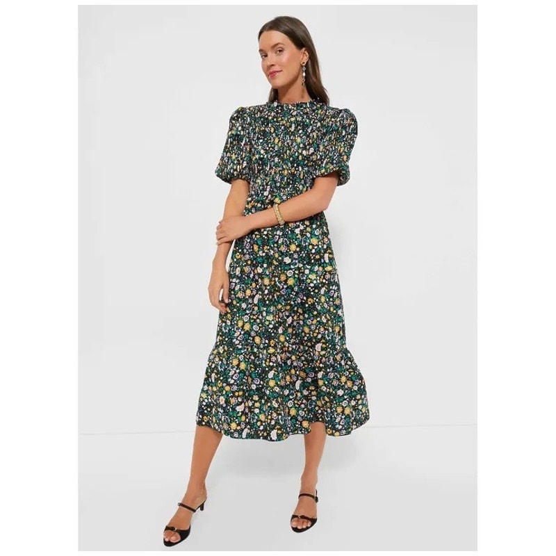 Hyacinth House by Tuckernuck Samantha Midi Dress Floral Smocked Size Medium NEW
