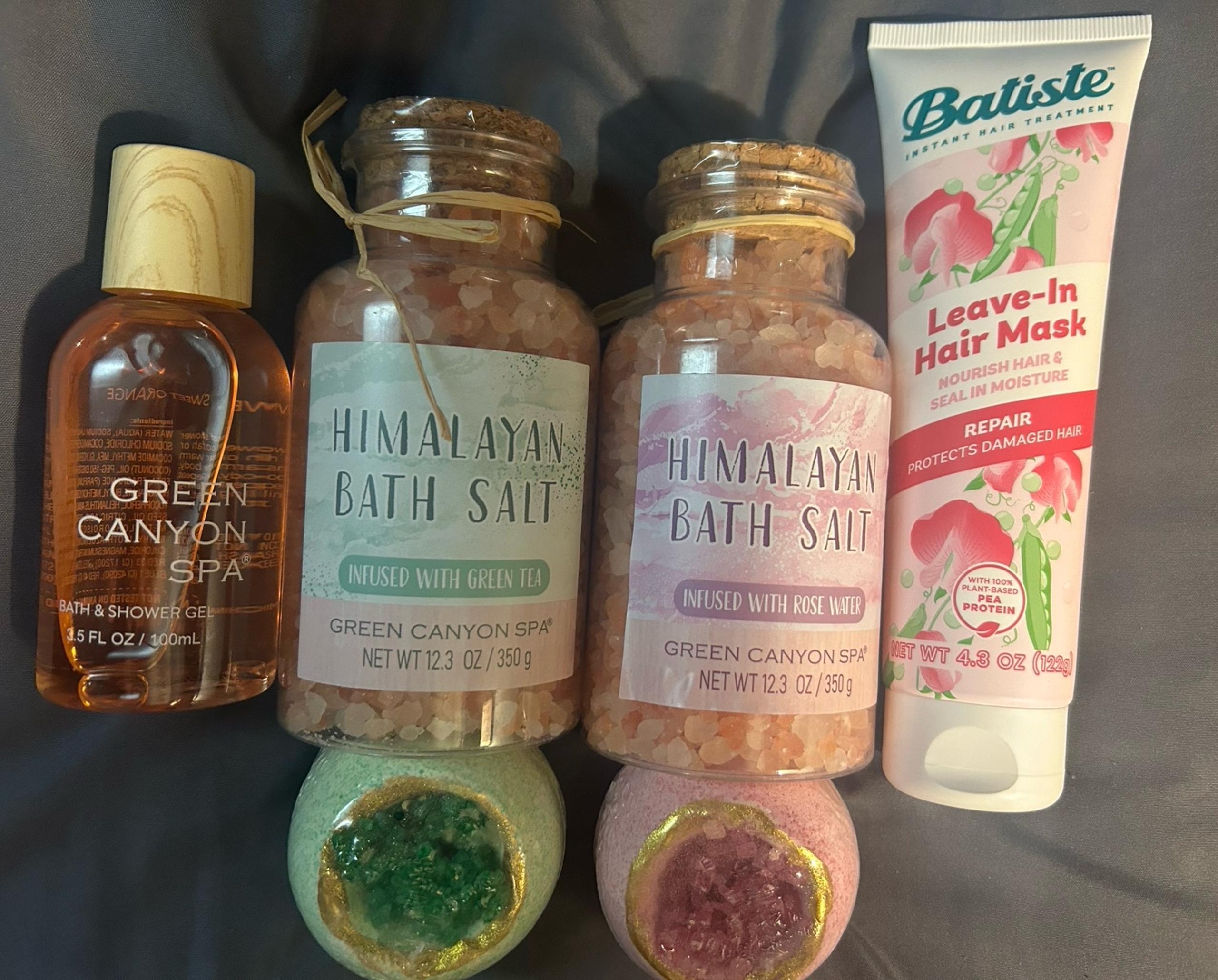 Woman’s spa/body bundle all new items