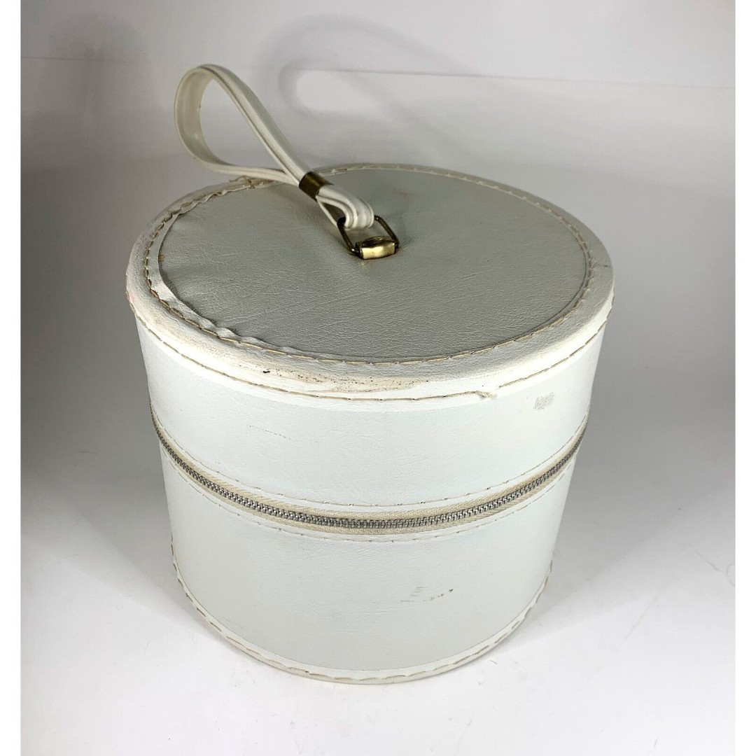 White Zip Up Hat Box Wig Mid Century Mod Gogo Storage Vintage Round