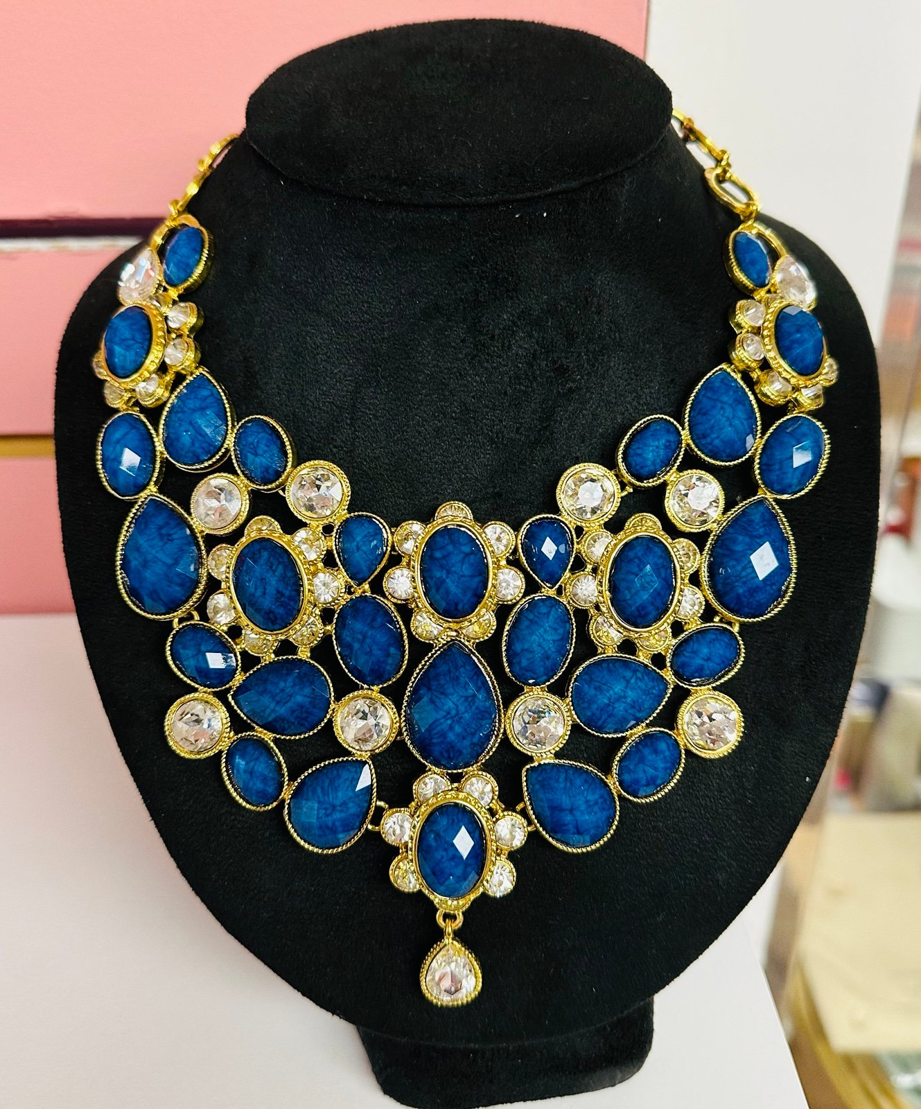 Necklace Amrita Singh color blue and gold