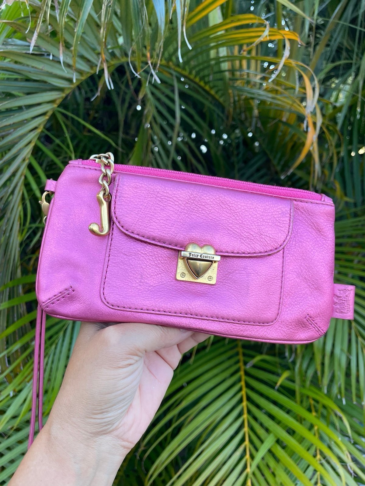 Juicy Couture Vintage Y2K RARE Metallic Pink Clutch