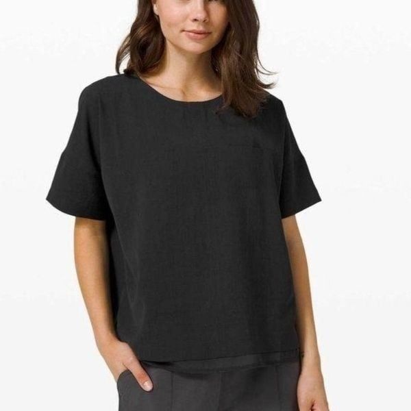 Lululemon Shift in Time Short Sleeve Top Black Size 6