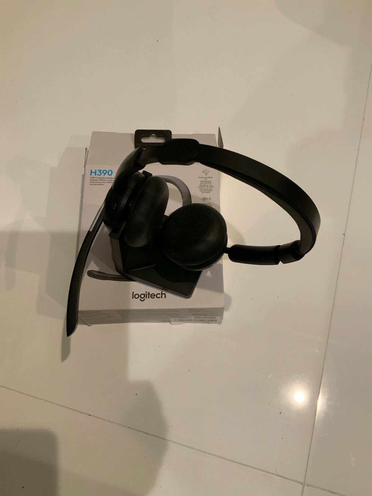 logitech wireless bluetooth headset bran new