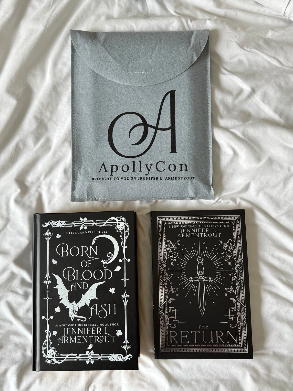SIGNED Apollycon Jennifer L Armentrout Born of Blood and Ash & The Return