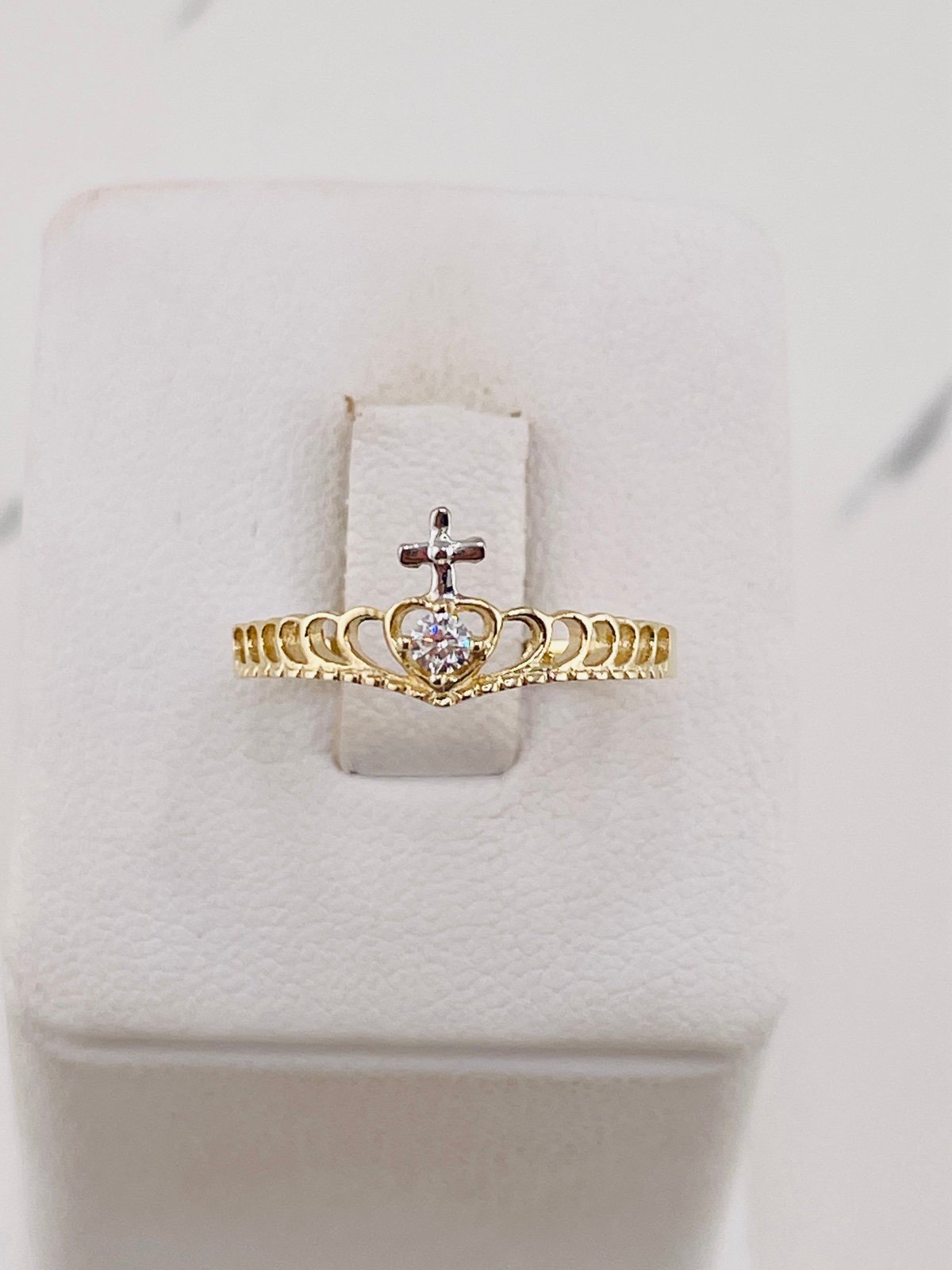 ❤️ 10k solid gold women’s ring cross size 8