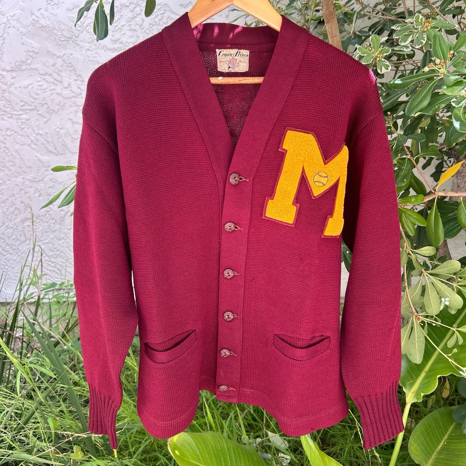 Vintage 40s-60s Crown Prince Varsity Cardigan Large Wool Burgundy