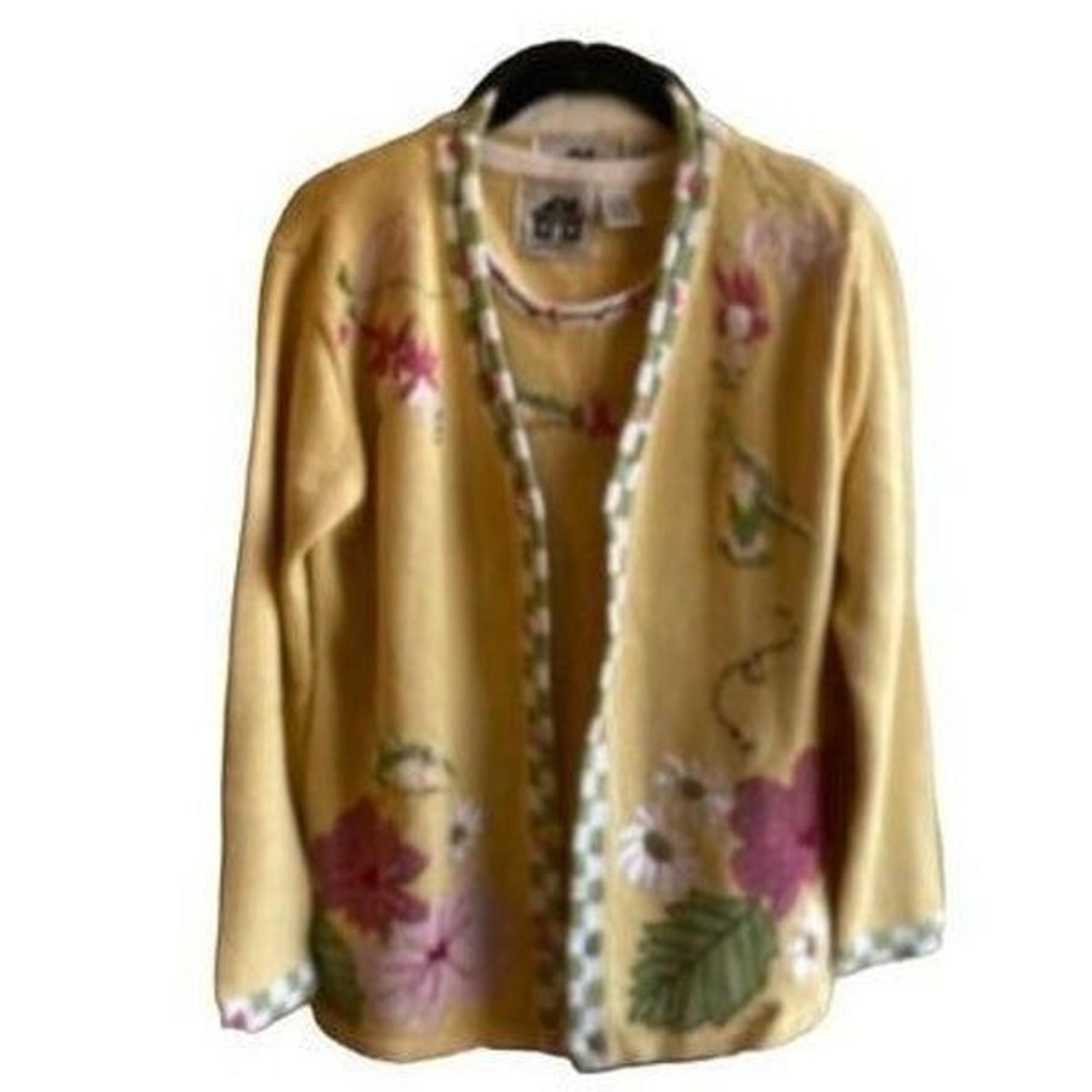 Vintage storybook knits woman’s floral Hummingbird, two piece set / S