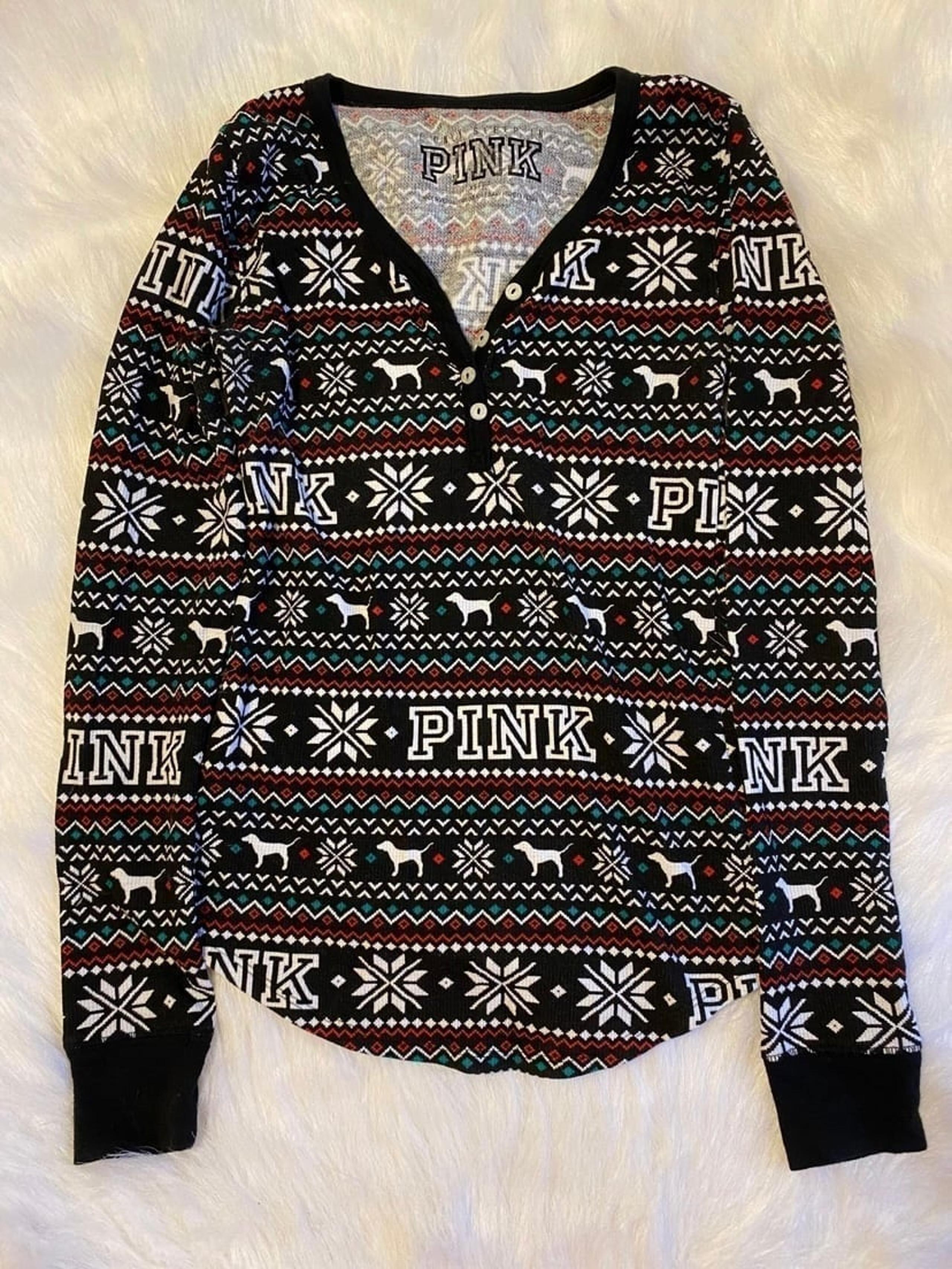 PINK Victoria’s Secret Christmas Pajama Top Womens Size XS Long Sleeve Pajamas