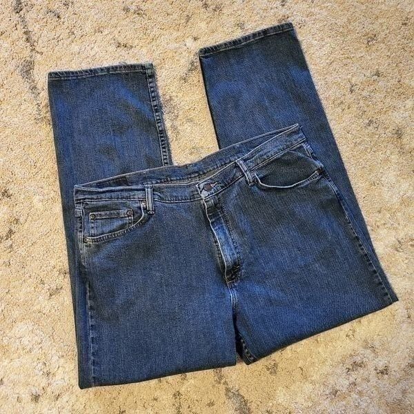 Wrangler mens Big & Tall relaxed fit medium wash jeans