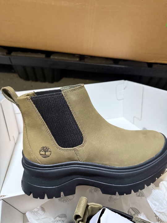 Timberland Roxtlane Mid Chelsea Boots – Women’s Size 7 – Olive Nubuck – NEW