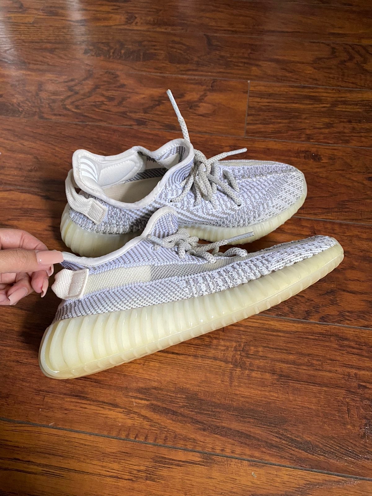 Shops Adidas Yeezy Boost 350 V2