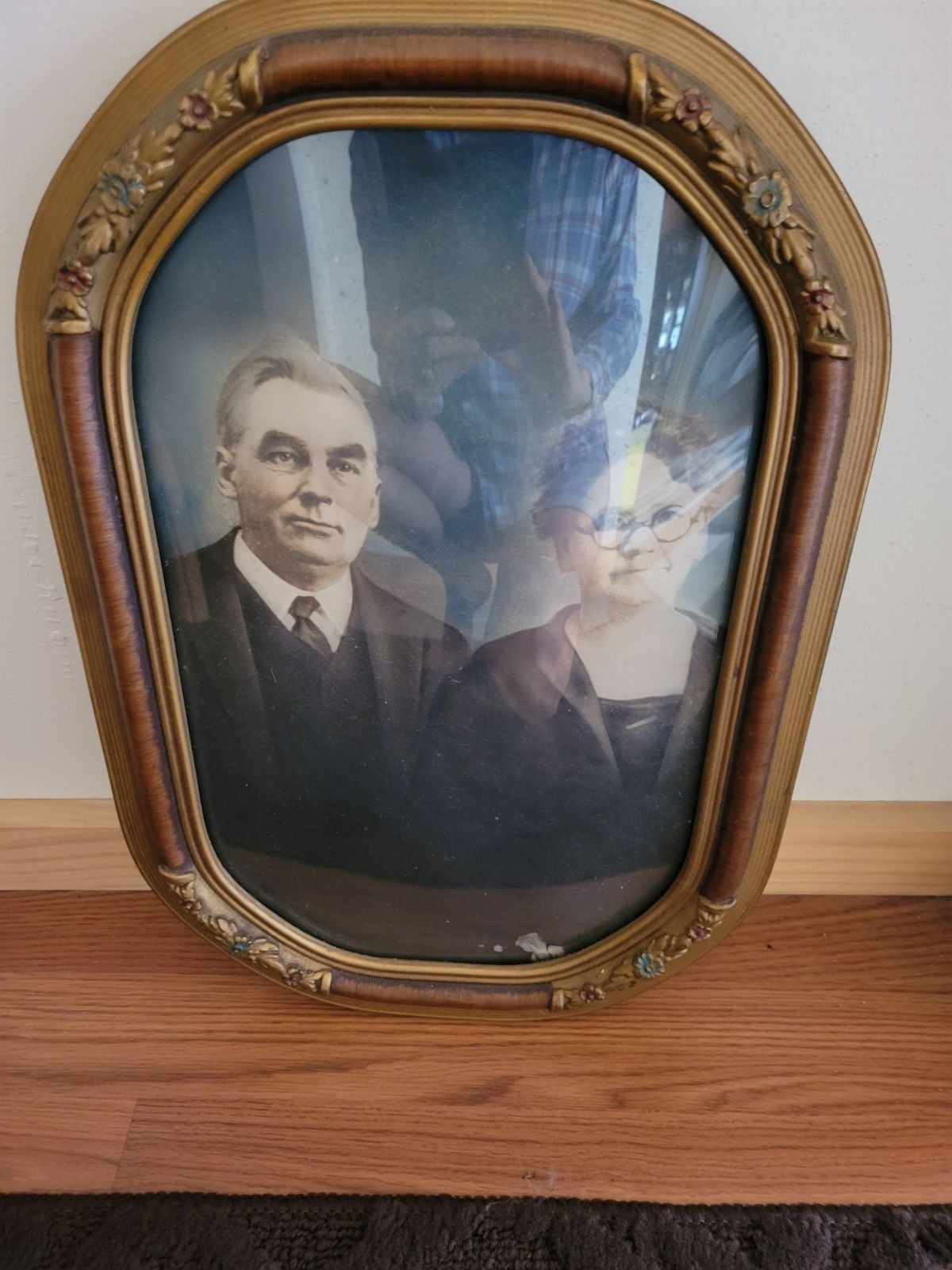 Circa picture frame 1910-1920