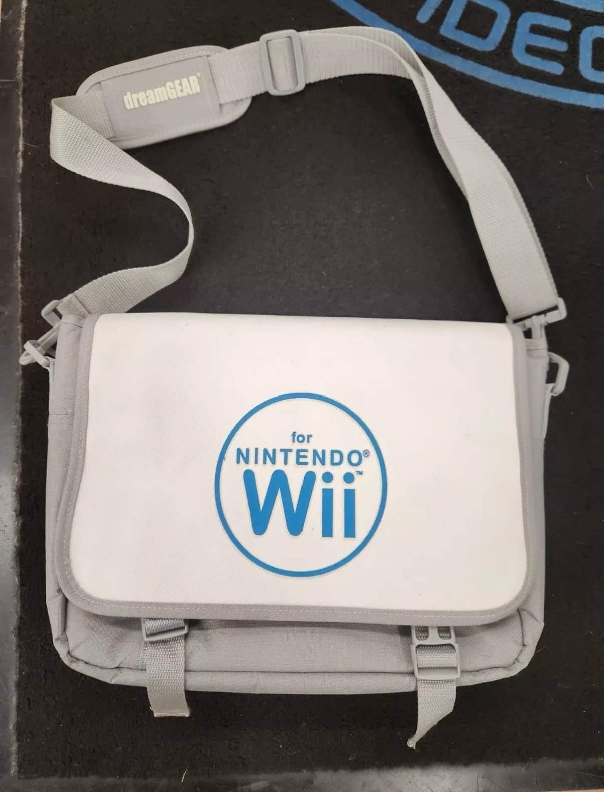 Dreamgear Rare Wii Nintendo Bag