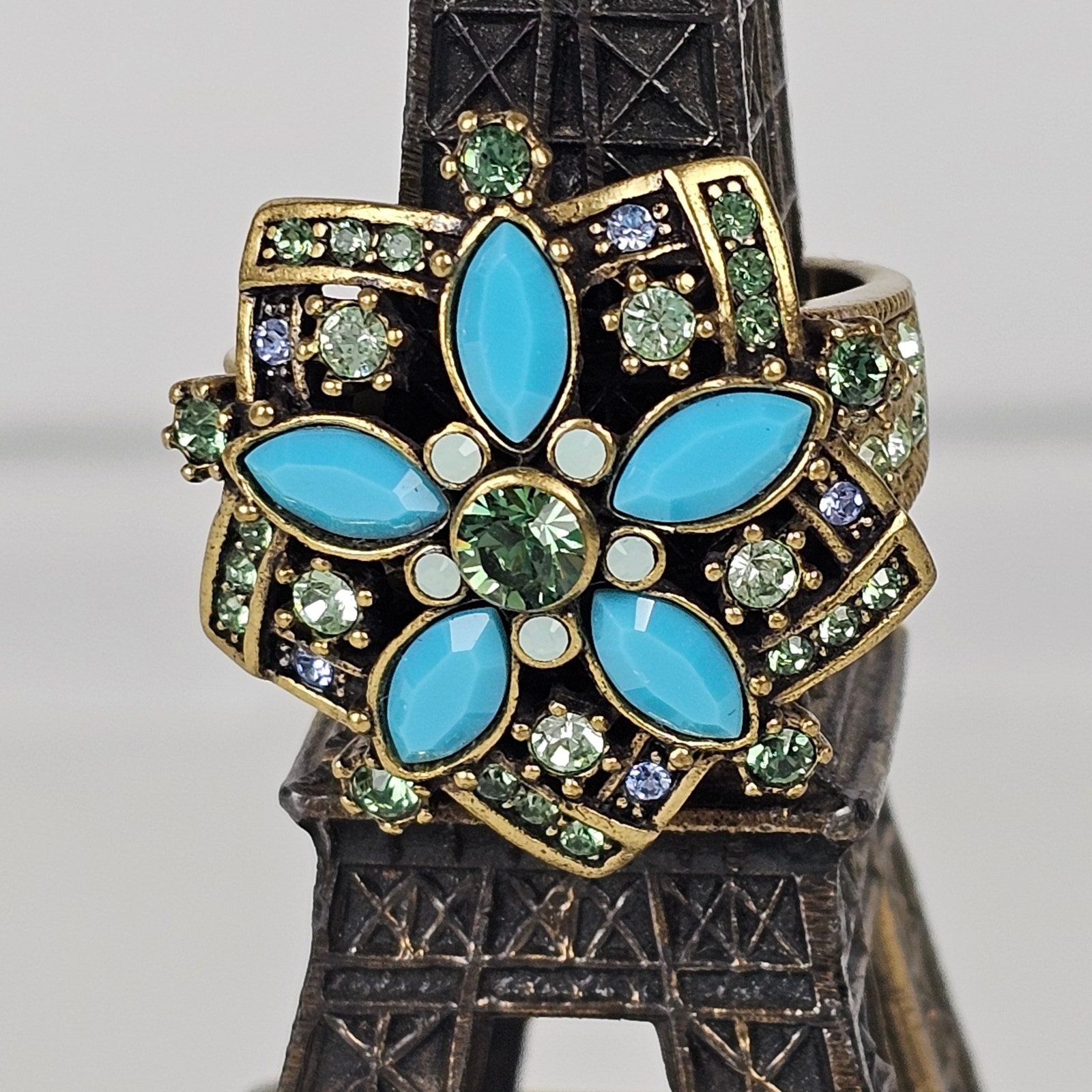 Heidi Daus cocktail ring turquoise rhinestone pearl size 12