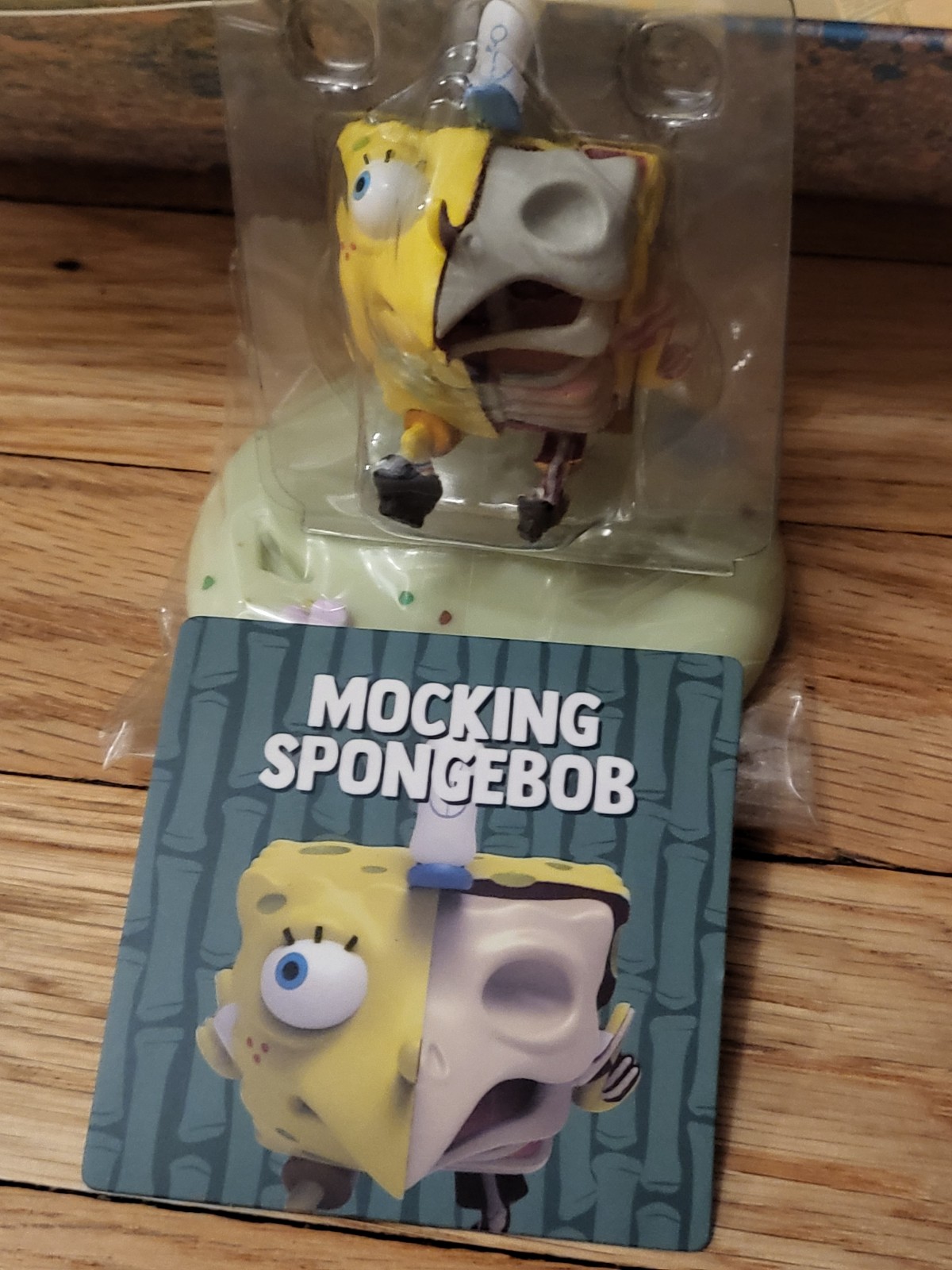 Nickelodeon Spongebob Mocking Spongebob Dissectible Collectible Figure