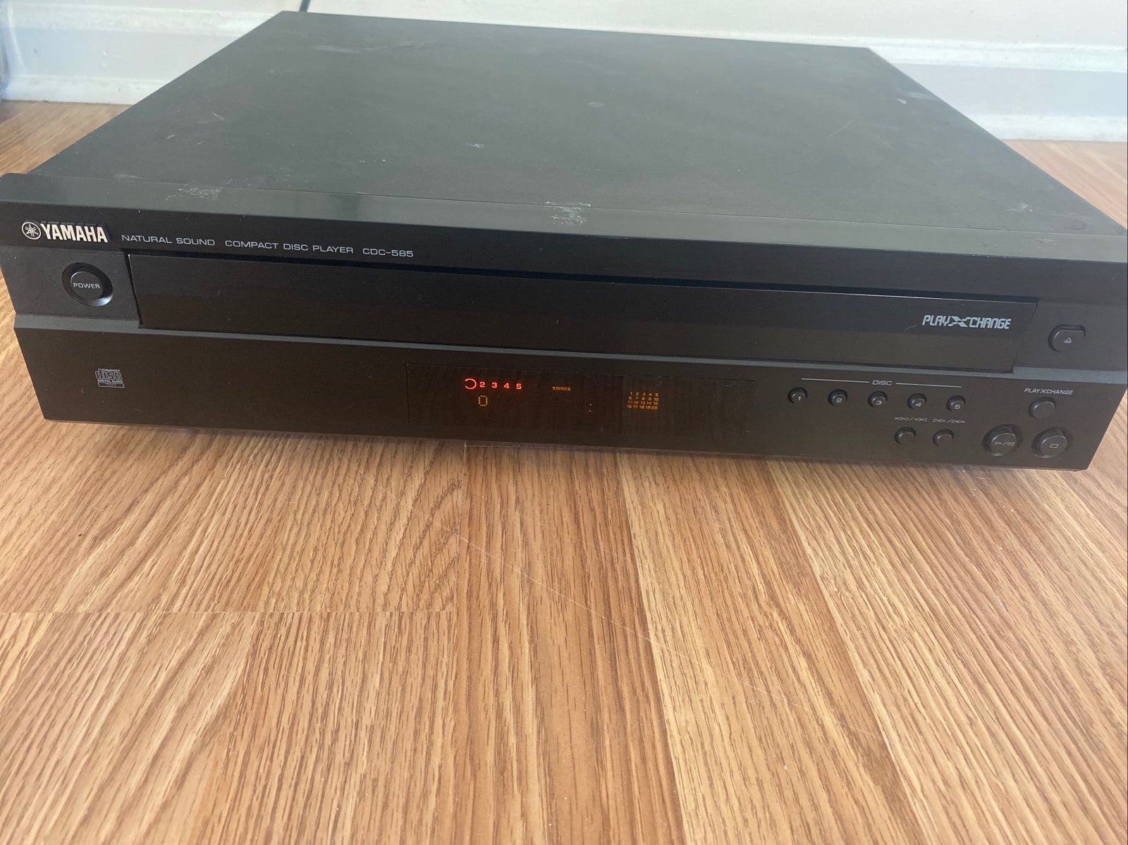 YAMAHA CDC-585 5 Disc Changer Tested