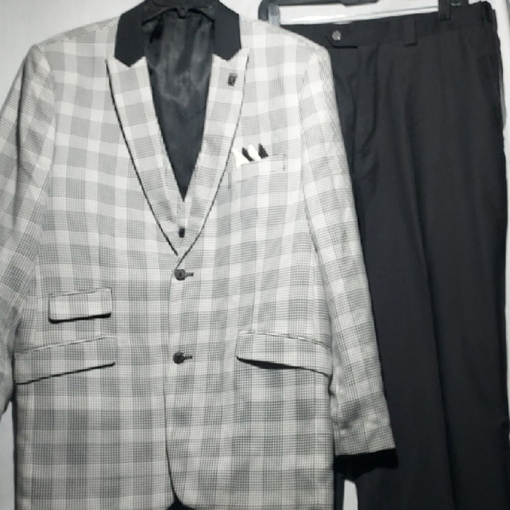 Stacy Adams Houndstooth 3-piece men's suit jacket 44L pants 38.