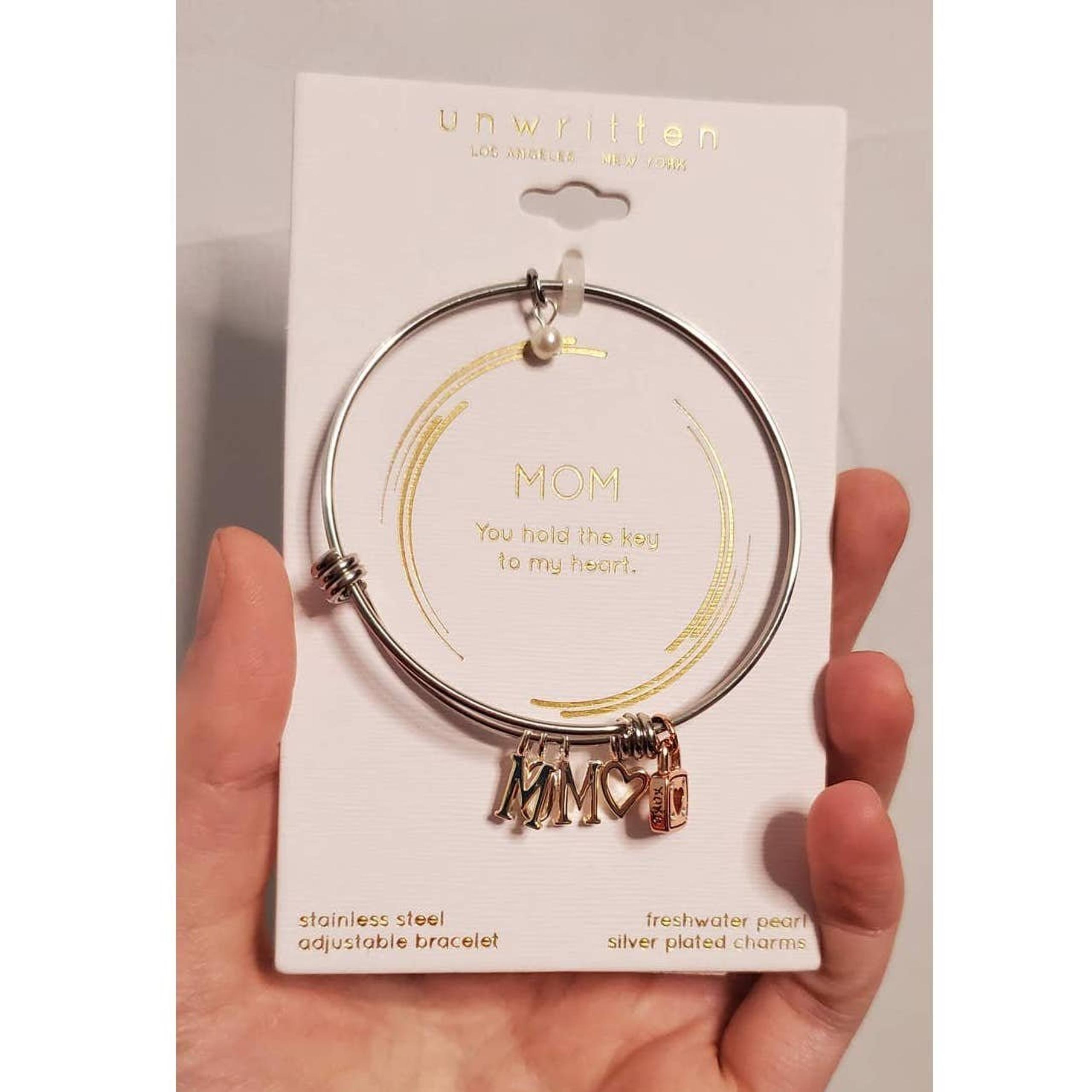 Unwritten "Mom" Adjustable Stainless Steel Bangle Bracelet Silver Plated Charms