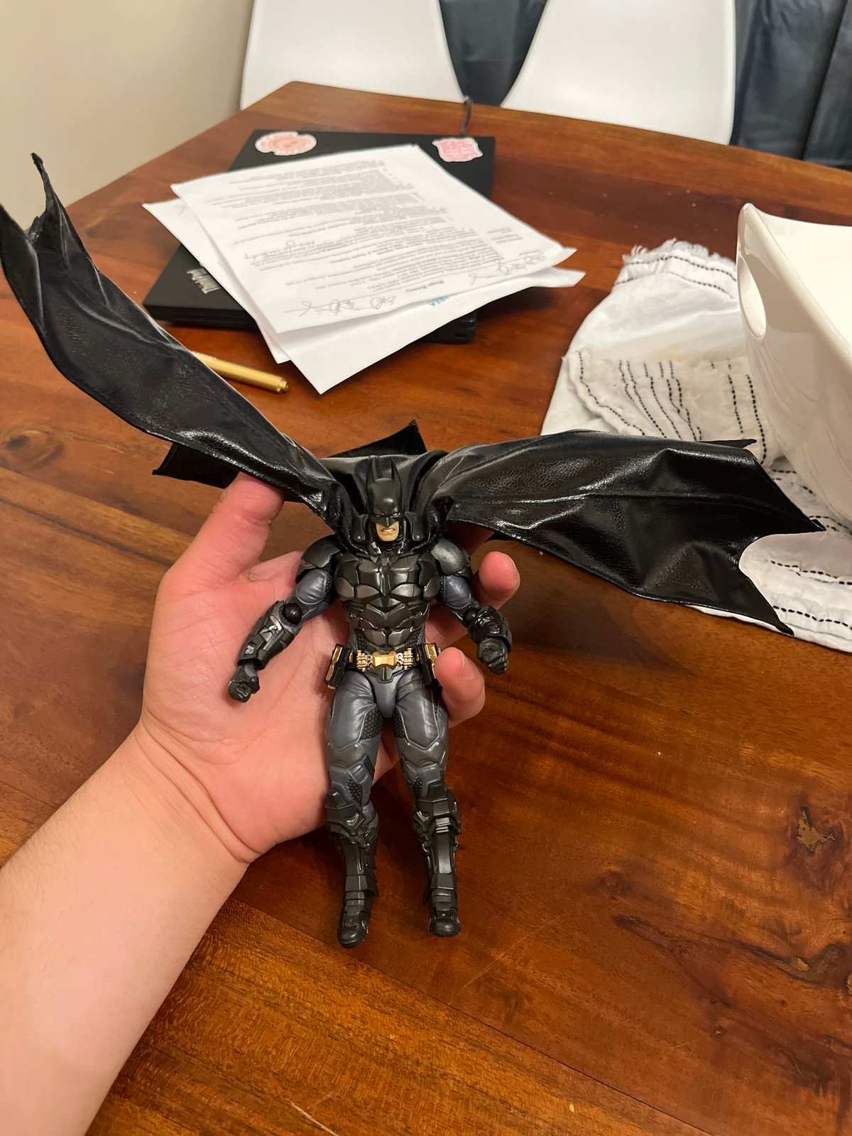 FREE SHIPPING: Amazing Yamaguchi Arkham Knight Batman