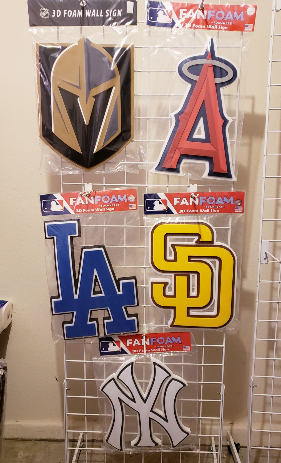 NHL & MLB foam wall signs